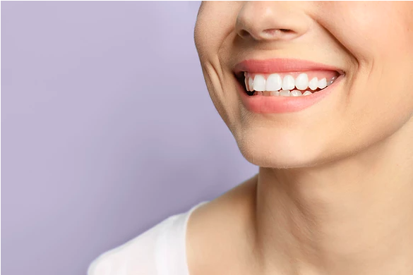 Moment of Tooth: 5 Natural Ways to Whiten Your Teeth From Home + DIY